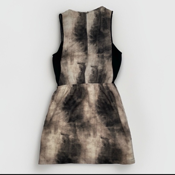 Forever21 Contemporary Black & Cream Tie Dye/Ombre Sleeveless Dress Size Small - Picture 2 of 13